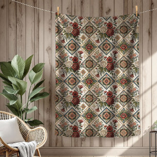 Elegante Shabby-Chic-Decke mit roten Rosen und Fli Fleecedecke