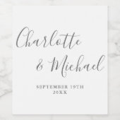 Elegante Signatur-Skript Graue und Weiße Hochzeit Weinetikett (Einzelnes Label)