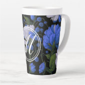 Elegante silberblaue, elegante Retrofloralen Milchtasse (Rechte Ecke)