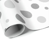 Elegante silberne Polka-Punkte Geschenkpapier (Rolleneckpunkt)