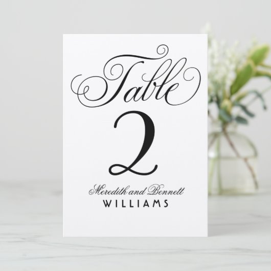 Elegante Silver Black Script Wedding Tischnummer (Stehend Vorderseite)