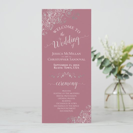 Elegante Silver Curls auf Dusty Rose Simple Weddin Programm (Stehend Vorderseite)