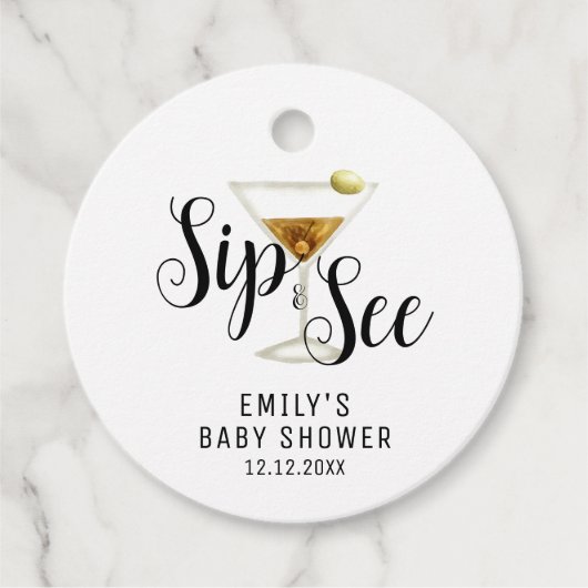 Elegante Sip & See Martini Cocktail Babydusche Geschenkanhänger (Vorderseite)