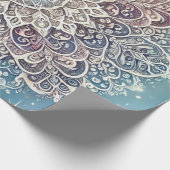 Elegante Snowflake Mandala in Frosty Hues Geschenkpapier (Ecke)