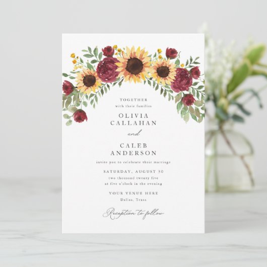 Elegante Sonnenblumen- und Burgunder-Hochzeit Einladung (Stehend Vorderseite)