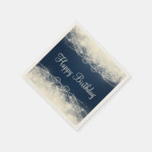 Elegante Spitzen und Perlen auf Blue Happy Birthda Serviette (Ecke)