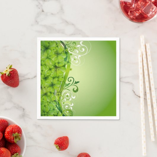 Elegante St. Patrick's Day Kleeblatts und Scrolls Serviette (Beispiel)