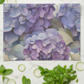 Elegante, staubige, lila Hydrangeas Geschirrtuch (Gefaltet)