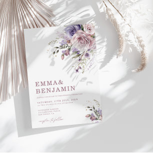 Elegante staubige Mauve- und Lavendel-Hochzeitsblu Einladung