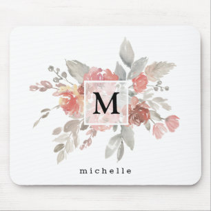Elegante Staubrosa Graue Blumenmonogramm Mousepad