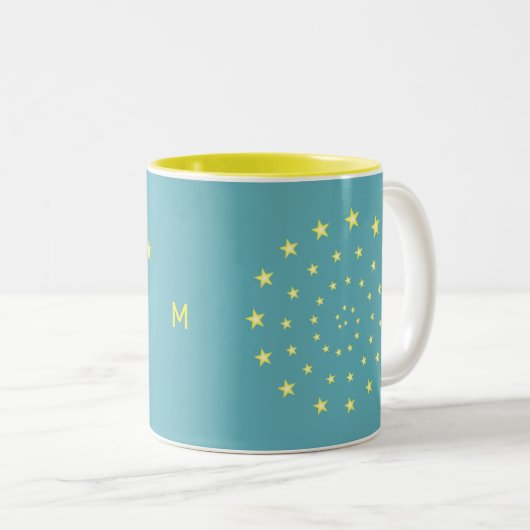 Elegante Sterne Spirale auf Aquamarin & Monogramm Zweifarbige Tasse (VorderseiteRechts)