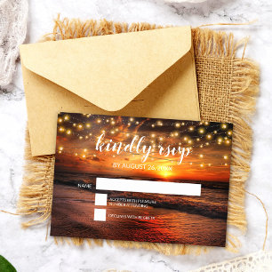 Elegante Strandhochzeit beim Sonnenuntergang im So RSVP Karte