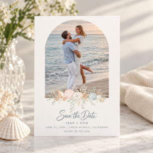 Elegante Strandhochzeit mit Muschel-Foto  Save The Date