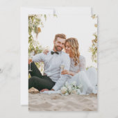 Elegante String Lights Foto Summer Beach Wedding Einladung (Rückseite)