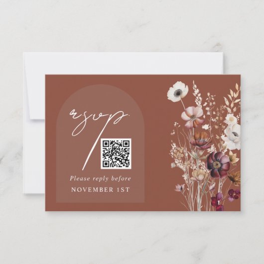 Elegante Terracotta Floral QR Code Hochzeit RSVP Karte (Vorderseite)