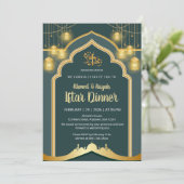 Elegante tiefblaue und goldene Laternen-Ramadan-If Einladung (Stehend Vorderseite)