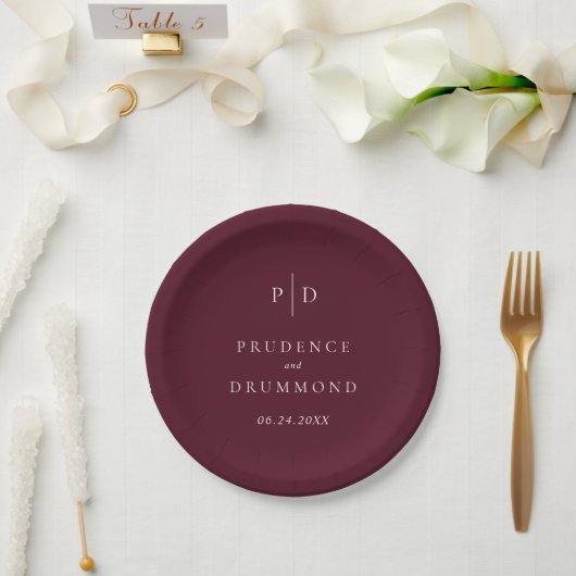 Elegante tiefe Burgunderrote klassische Hochzeit Pappteller (Hochzeit)