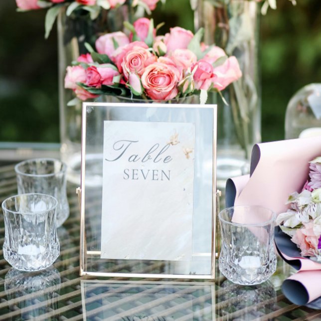 Elegante Tischnummer der Hochzeitsweiße Tauben (Von Creator hochgeladen)