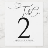 Elegante Tischnummer Script Black & White Wedding Weinetikett (Einzelnes Label)