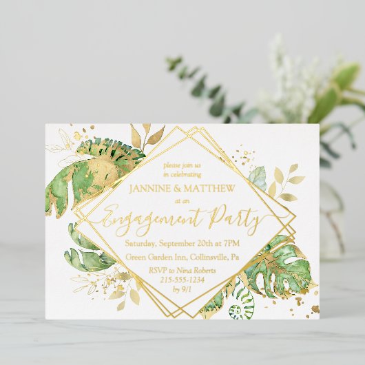 Elegante Tropical Foliage Engagement Party Gold Folieneinladung (Stehend vorne)