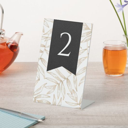 Elegante Tropical Gold Palm Wedding Tischnummer Sockelschild (In SItu)
