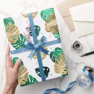 Elegante tropische goldene und grüne Monstera-Blät Geschenkpapier
