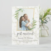 Elegante Typografie Eukalyptus Marble Elopement Ankündigung (Stehend Vorderseite)