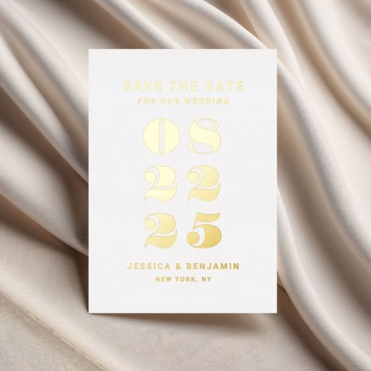 Elegante Typografie Hochzeit rettet das Datum Gold Folieneinladung