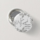 Elegante Typografie ist verlobt Button (Vorne & Hinten)