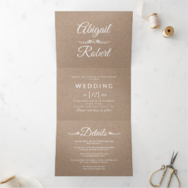 Elegante Typografie Kraftpapier rustikale Hochzeit Dreifach Gefaltete Einladung