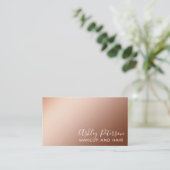 Elegante Typografie mit metallischem Farbverlauf Visitenkarte (Stehend Vorderseite)