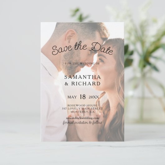 Elegante Typografie Transparentes Foto Hochzeit Save The Date (Stehend Vorderseite)