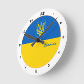 Elegante ukrainische Flagge, trendige ukrainische Runde Wanduhr (Winkel)