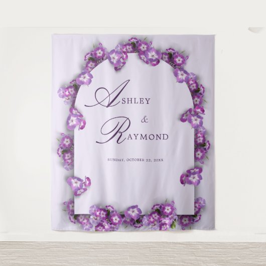Elegante und moderne Rustikale Lila Lilac Arch Flo Wandteppich (Vorderseite)