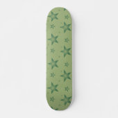 Elegante und stilvolle Olive Stars auf dem Sage Gr Skateboard (Vorne)