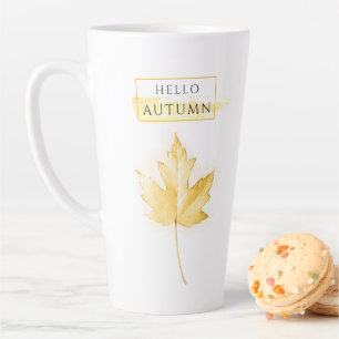 Elegante und trendige goldene Herbstblattzeichnung Milchtasse