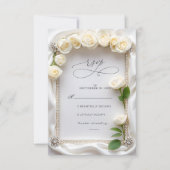 Elegante Velvet White Roses Wedding RSVP Karte (Vorderseite)