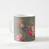Elegante Vintage Rose mit monogramm-grauem Hinterg Kaffeetasse (Vorderseite Links)