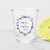 Elegante Violet Lila Rose Blumenzwiebelfest Schnapsglas (Vorderseite)