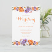 Elegante Violett-Blumen Hochzeit Einladung (Stehend Vorderseite)