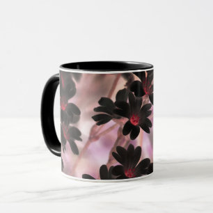 Elegante violette Blumen Tasse