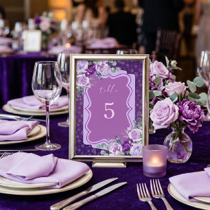 Elegante violette Blüten mit lavendelfarbenen Rose Tischnummer