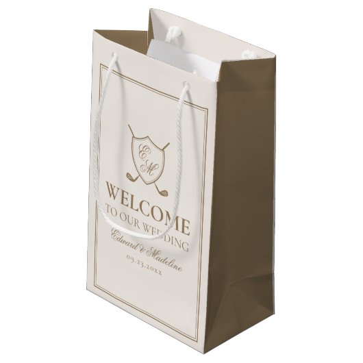 Elegante Wappen Monogram Golf Wedding Welcome Bag Kleine Geschenktüte (Rückseite Schrägansicht)