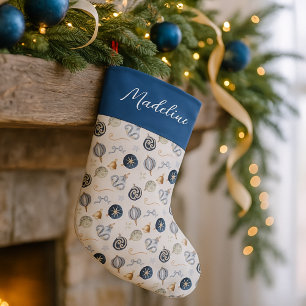 Elegante Watercolor Blue White Bauble Großer Weihnachtsstrumpf
