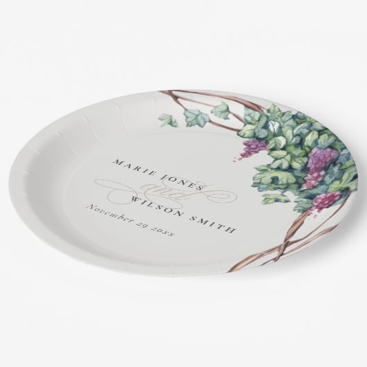Elegante Watercolor Grapevine Foliage Pappteller (Schrägansicht)
