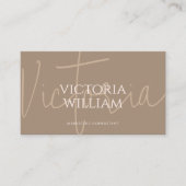 Elegante, weiche, neutrale Beige-Script-QR-Code Visitenkarte (Vorderseite)