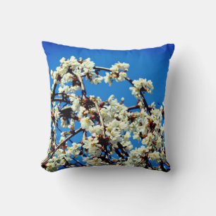 Elegante weiße blühende Blüten Kissen