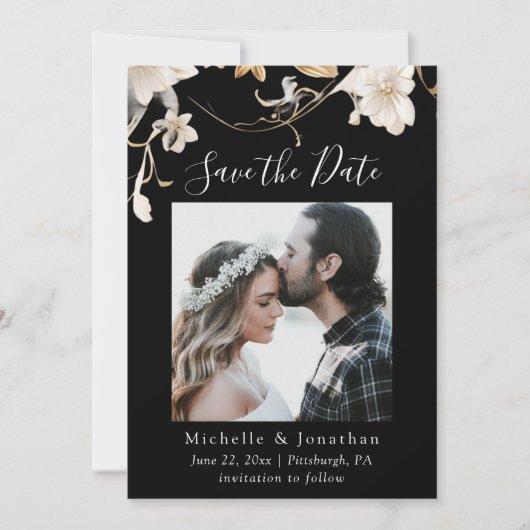 Elegante Weiße Blüte auf der Hochzeitsbibel des Sc Save The Date (Vorderseite)