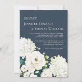 Elegante weiße Flora auf Blue Wedding Einladung (Vorderseite)