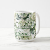 Elegante weiße, grüne Hydrangeas mit Blumen Kaffeetasse (VorderseiteRechts)